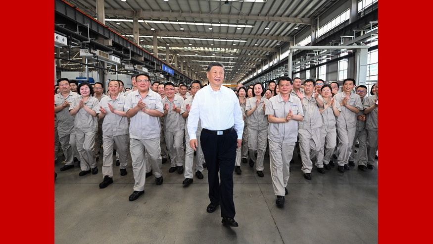 习近平：坚定信心推动高质量发展高效能治理 奋力谱写中原大地推进中国式现代化新篇章