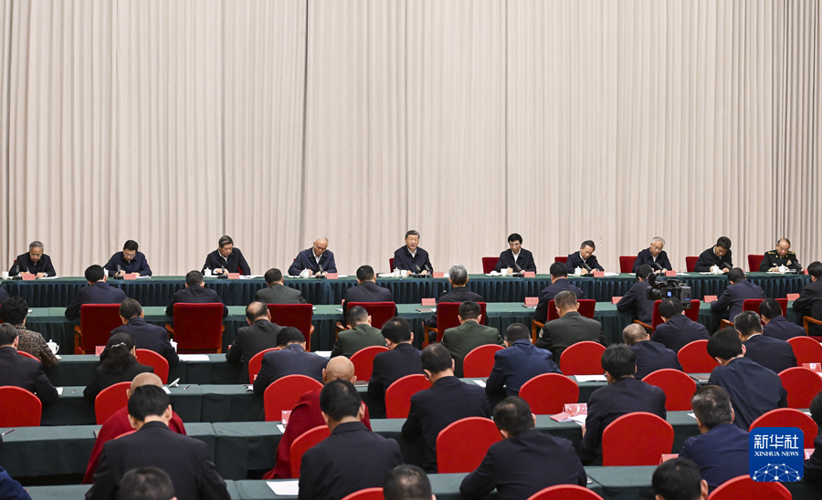 习近平在听取西藏自治区党委和政府工作汇报时强调 全面贯彻新时代党的治藏方略 努力建设团结富裕文明和谐美丽的社会主义现代化新西藏