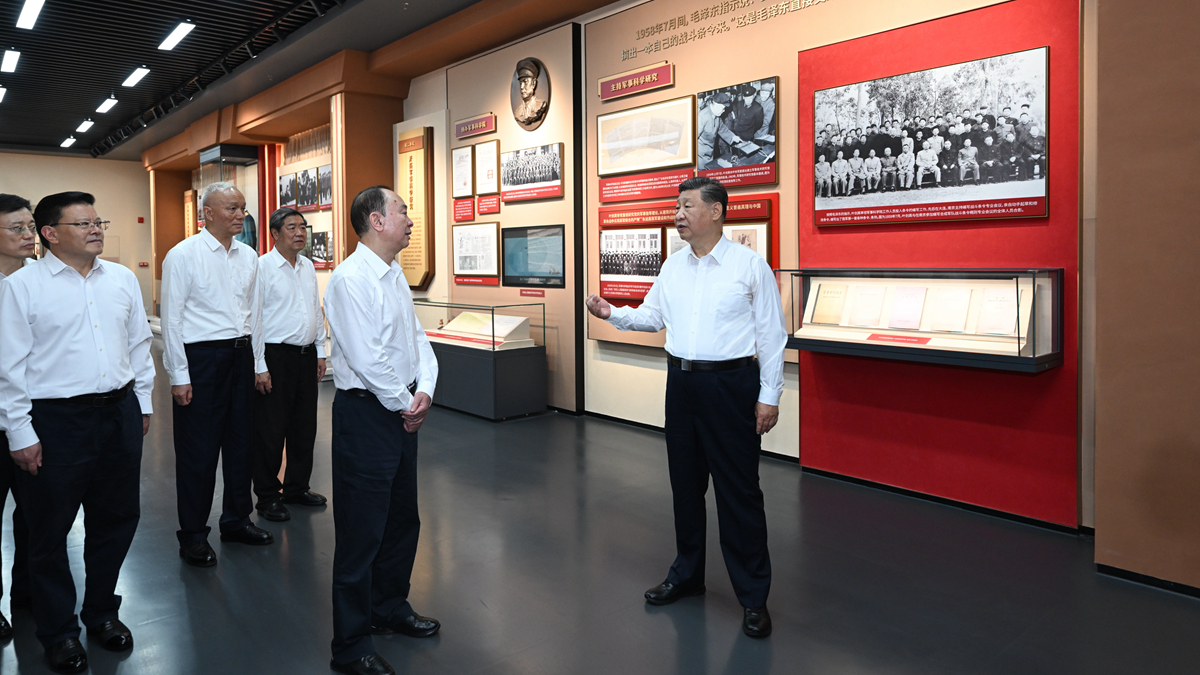 习近平在广东考察时强调 深入学习宣传贯彻党的二十届四中全会精神 以全面深化改革开放推动高质量发展