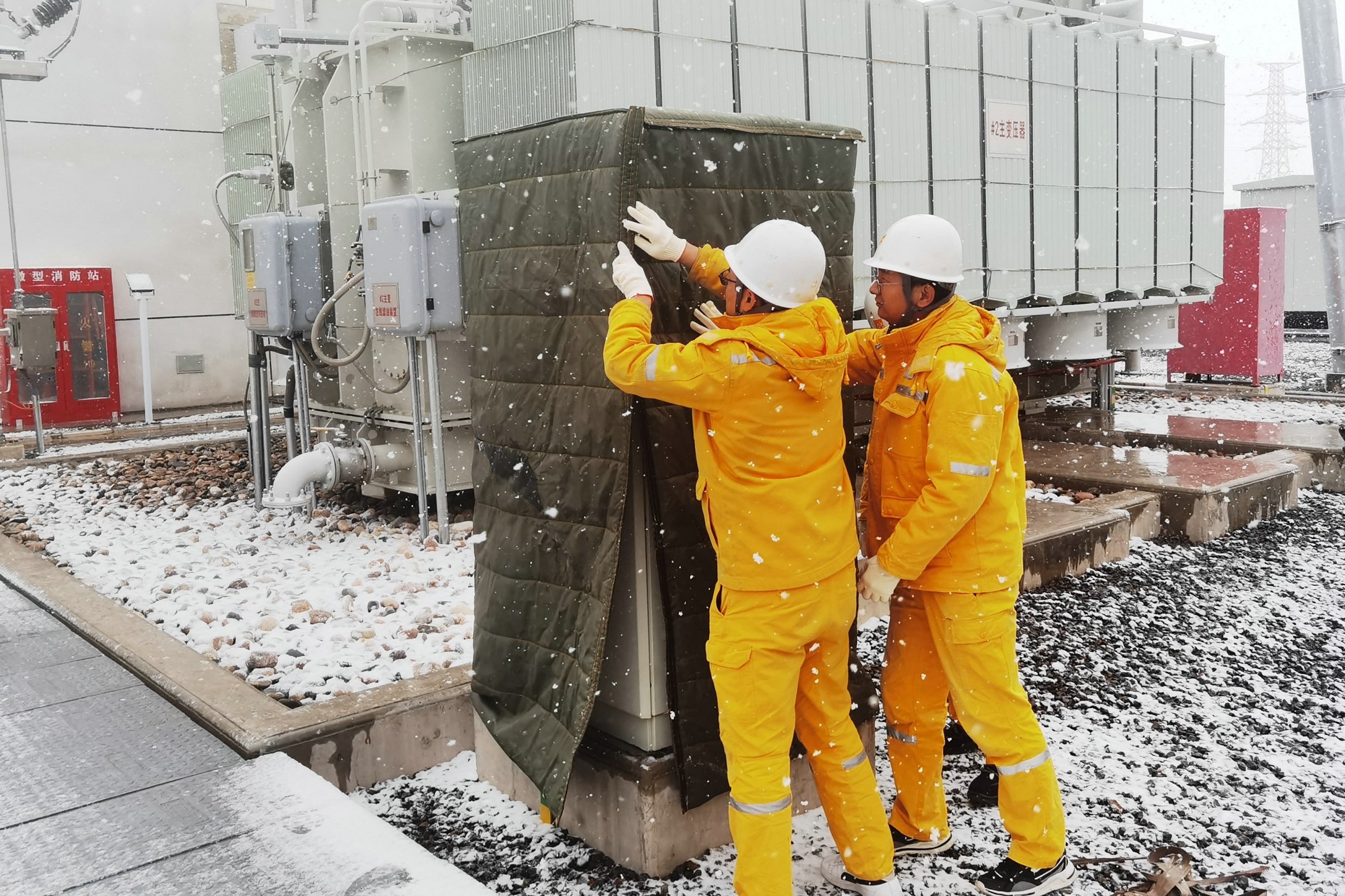 大雪检修.jpg