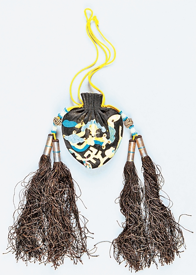 从玄皂到元青&mdash;&mdash;黑的色彩文化史